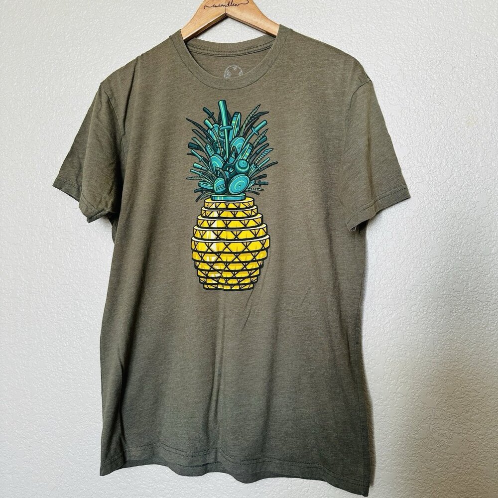 Project X Pineapple T-shirt Large Tan Men’s Shirt Hawaii Casual Sports